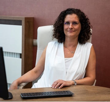 dr. Halmos Amrita - Szakmai partner